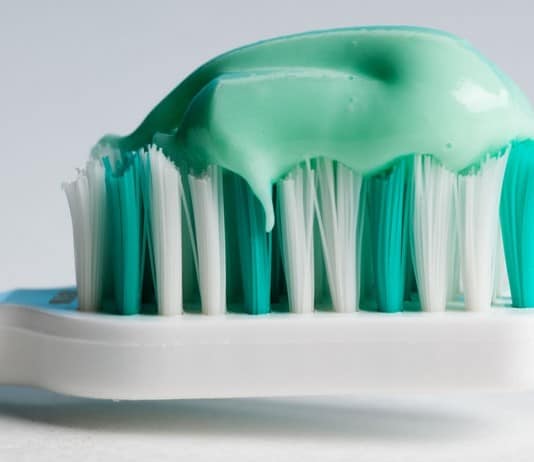 Cleaning With Toothpaste! clean with toothpaste