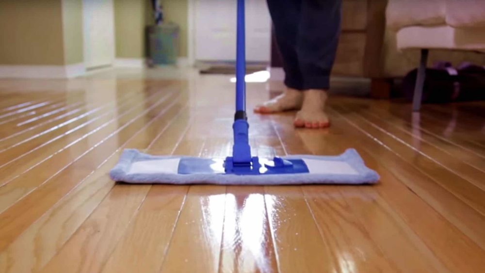 Hardwood Floor Cleaner Day 5 31, What Is The Best Mop To Clean Hardwood Floors