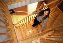Hallways, Staircases & Other Passageways: Kickstart Your Cleaning