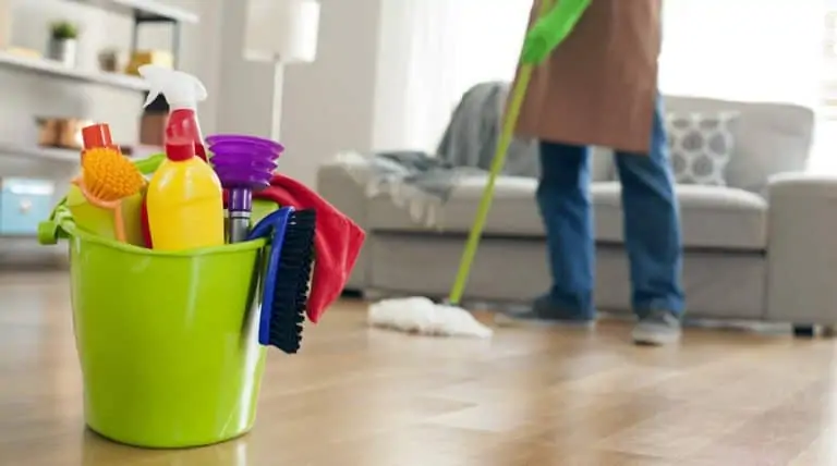 10 Secrets to Hiring a House Cleaning Service! 10 Secrets to Hiring a House Cleaning Service!