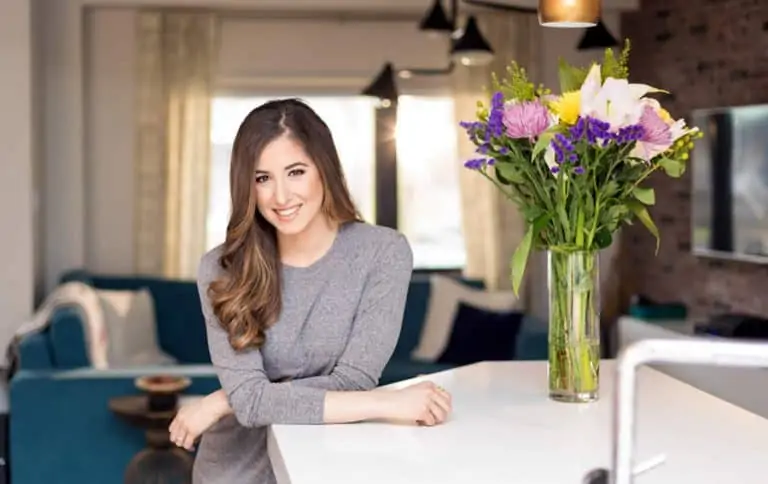 How to Navigate Social Media While Building Your Brand How to Navigate Social Media While Building Your Brand