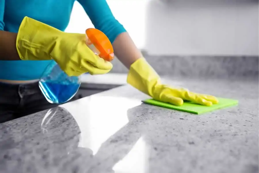 cleaning counter top