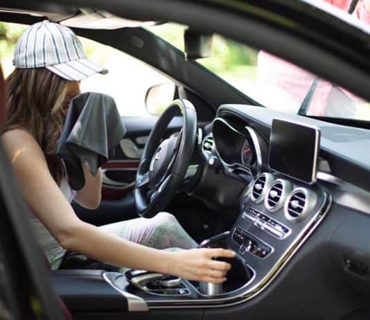 Four Ways To Make Your Car Look Like New!