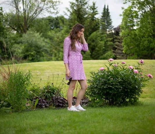 Summer Cleaning Checklist: 6 Cleaning Tips Melissa Maker in the park