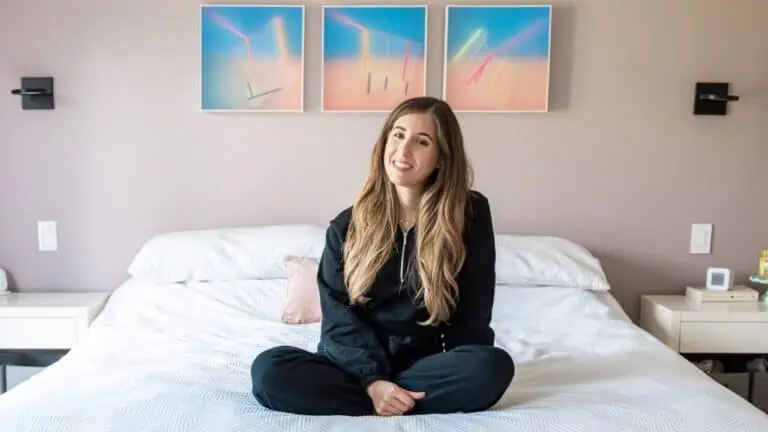 Tips for a Pleasant Sleeping Space (Keeping Your Bedroom Fresh)